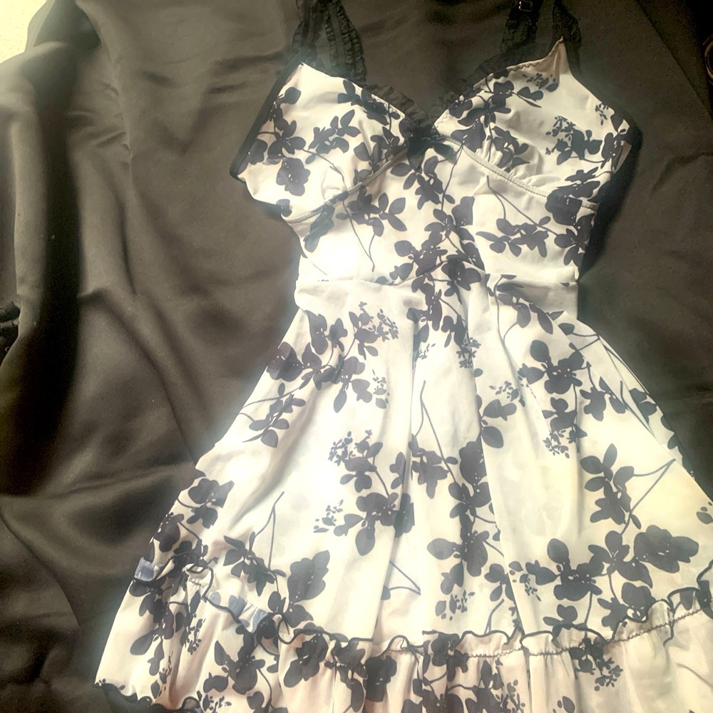 Flowy floral night dress